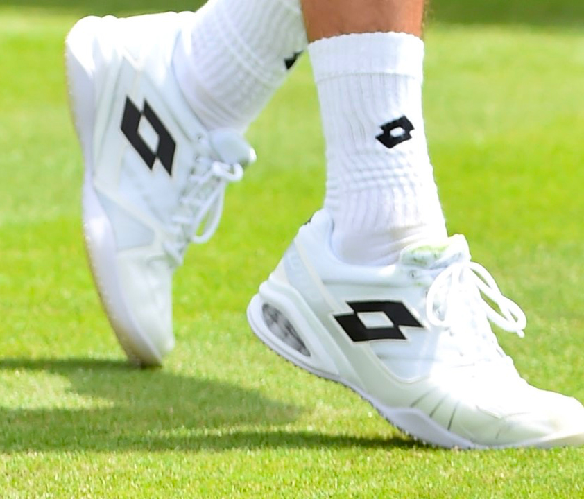 Chaussures Lotto dédiées à la pratique sur gazon